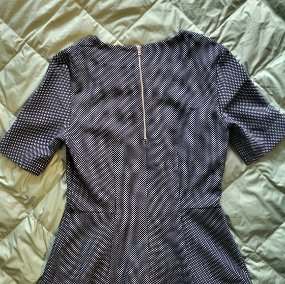 H&M pleated blue & white top - Picture 3 of 3